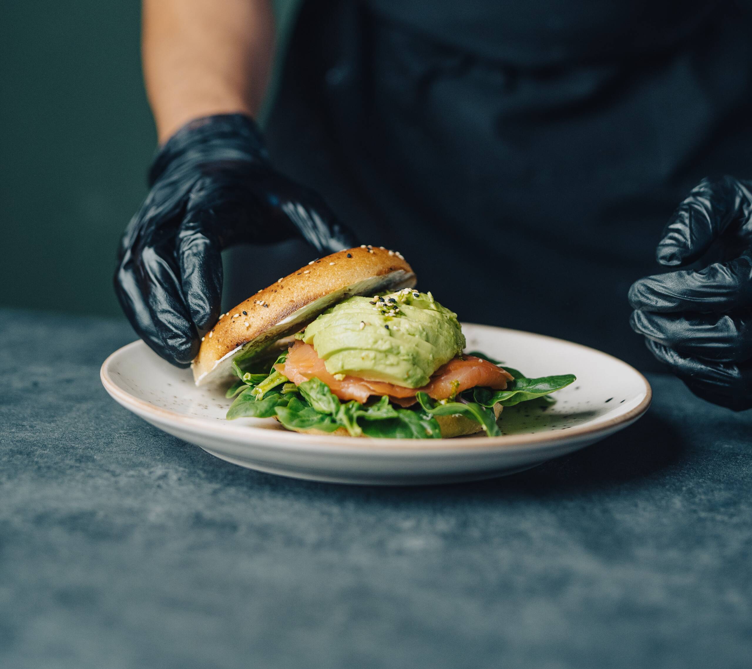 Bagel Salmon & Avocado